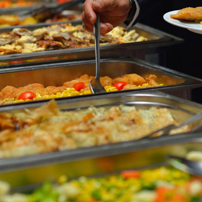 Cold Weather Catering: How Pros Serve Hot Food in Winter