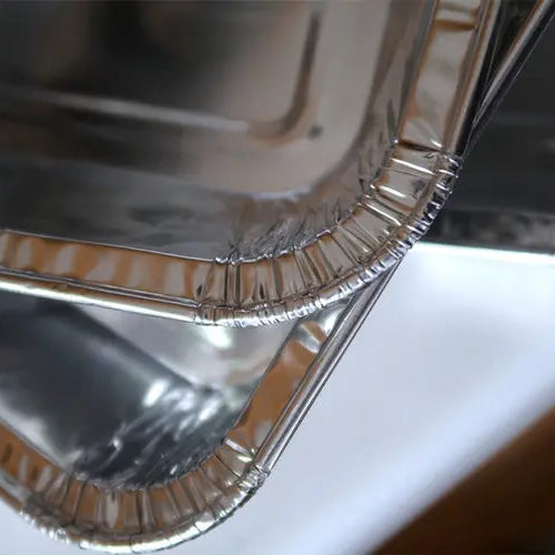 Aluminum-Foil-Pans-In-Bakery-A-Perfect-Solution-For-Cake-Pads KitchenDance