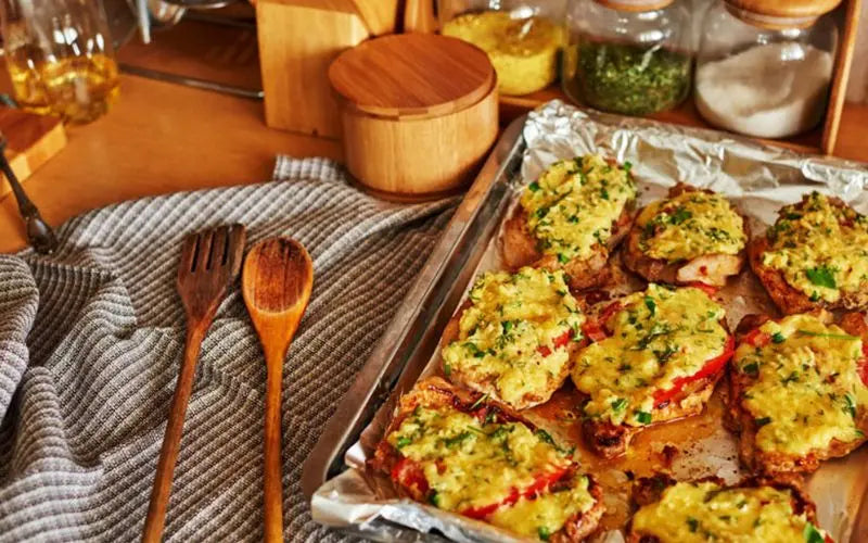How to Select the Best Foil Pan for Your Culinary Needs — KitchenDance