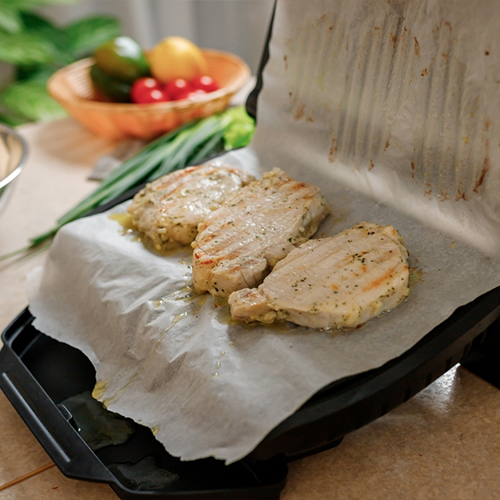 A Step-by-Step Guide On How To Use An Aluminum Foil Roaster