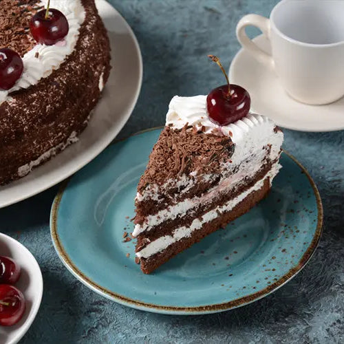 Preserving-Black-Forest-Cake-Shelf-Life-And-Storage-Guide KitchenDance