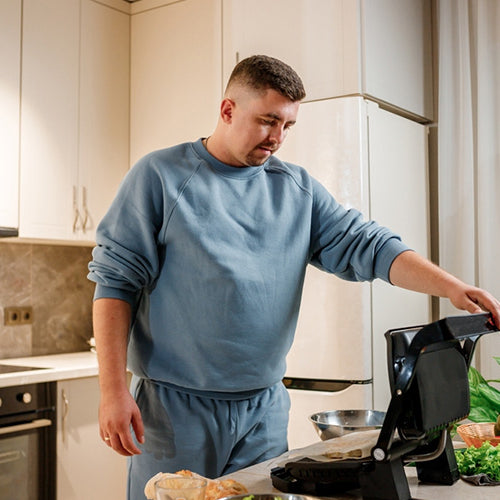 Step-by-Step Guide on Lining Your Electric Roaster With Aluminum Foil Pans