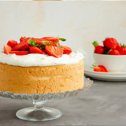 Unleash-Your-Inner-Baker-How-to-Make-Mouthwatering-Angel-Cake-From-Scratch KitchenDance