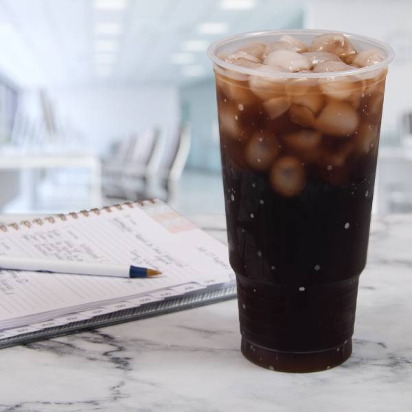 Dart 32 oz. PP Plastic Pedestal Clear Cold Cup - Sleeve of 25 - #32P