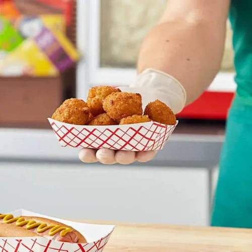 6 oz. compostable food tray with fried food in it