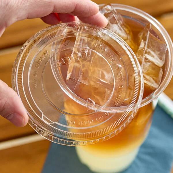 Dart 32 oz. Clear PET Plastic Straw-Slotted Lid - Sleeve of 50 - #636TS