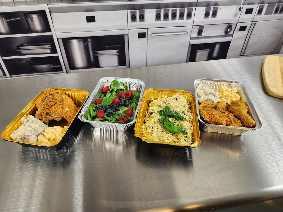 2¼ lb. Disposable Heavy Foil Carryout Pan with Board Lid - #6421L