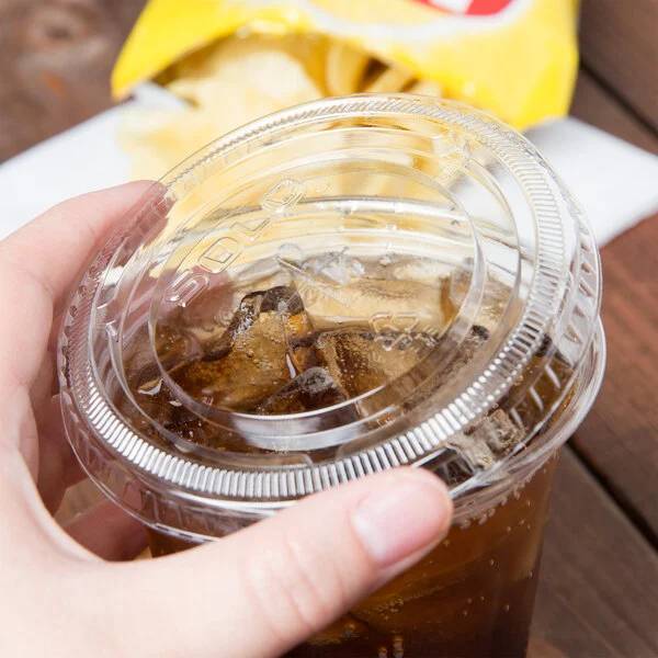 Dart 5-20 oz. PET Plastic Clear Straw-Slotted Lid - Sleeve of 100 - #662TS