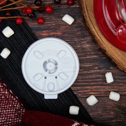 Dart Solo 8 oz. White  HIPS Plastic Lift 'n' Lock Lid - Sleeve of 100 - #8FTL