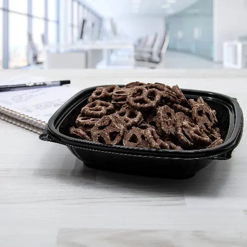 Dart 32 oz. Black Square Entree Bowl - #B32SB