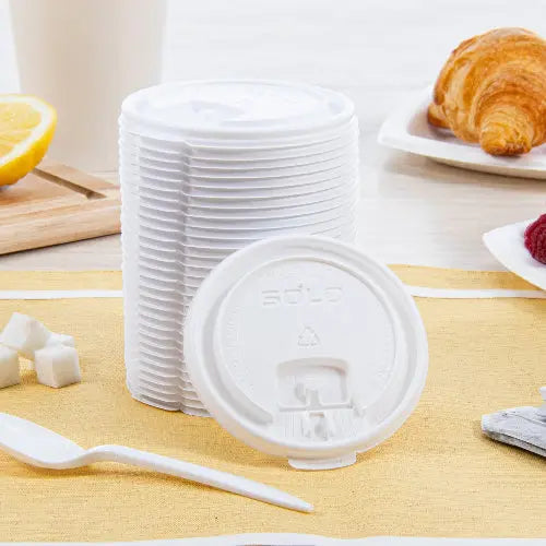 Dart Solo 10-24 oz. White PS Plastic Liftback 'n' Lock Lid - Sleeve of 100 - #LB3161-00007