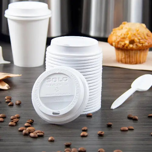 Dart Solo 8 oz. White PS Plastic Traveler® Dome Hot Cup Lid - Sleeve of 100 - #TL38R2-0007 Dart Container