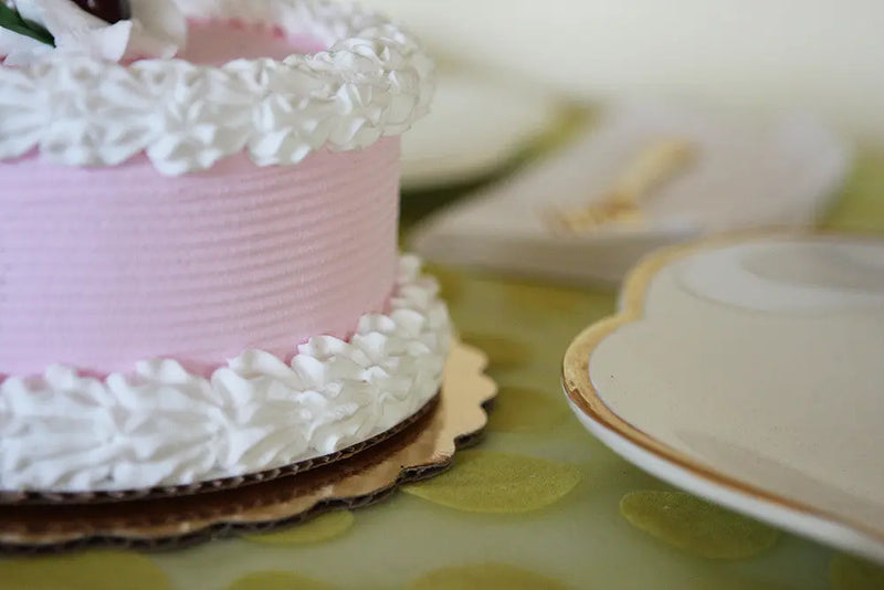 10" Corrugated Scalloped Cake Circles- Gold - #1615 Southern Champion