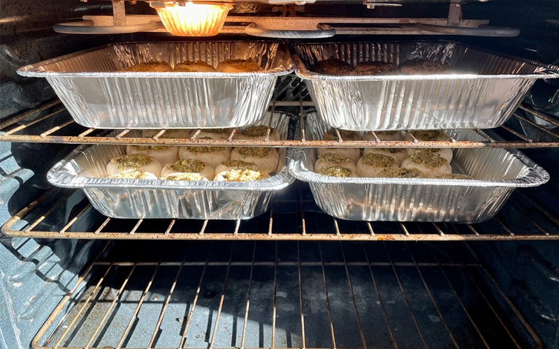 How Do You Heat Up Food In The Aluminium Tray Without An Oven?