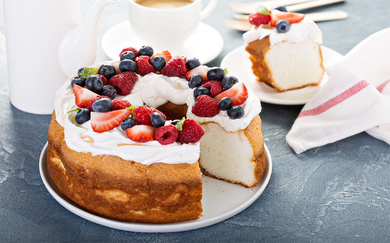 Pairing Your Angel Cake: Best Companions